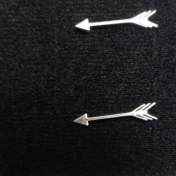 Earrings - Picture 3 of 3